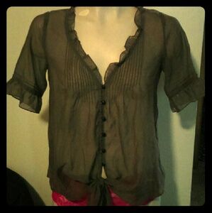 💛Sheer feminine button up/ olive
